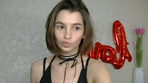 Luna online show from 03-08-25, 08:44