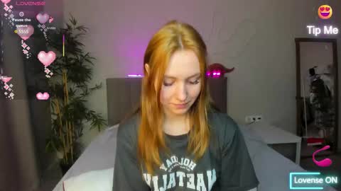 Luna online show from 10-24-25, 11:23