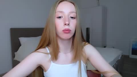 Luna online show from 12-22-24, 11:09