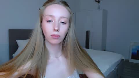 Luna online show from 12-30-24, 10:55