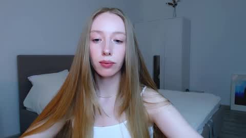 Luna online show from 01-23-25, 10:11