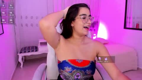 Snapshot of luna_jonnes1 chatting on 02-26-26, 02:43 Luna online show from 02-26-26, 02:43