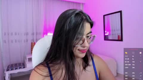 Snapshot of luna_jonnes1 chatting on 06-05-26, 07:52 Luna online show from 06-05-26, 07:52