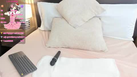 luna_kiss18 online show from 06-26-26, 05:28