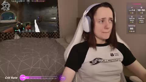 luna_loveeee online show from 01-17-26, 04:06