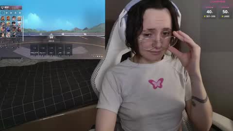 luna_loveeee online show from 05-31-26, 06:31