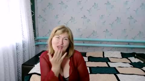 Snapshot of luna_lure11 chatting on 07-27-26, 10:44 luna_lure11 online show from 07-27-26, 10:44