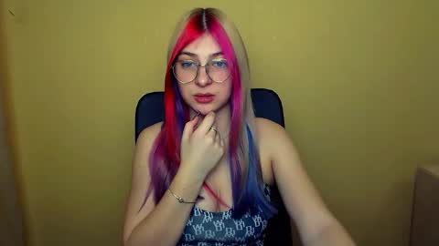 Snapshot of luna_lush_ chatting on 03-04-25, 07:41 Luna online show from 03-04-25, 07:41