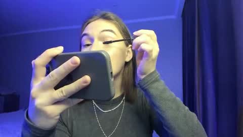 Luna online show from 11-28-25, 03:20