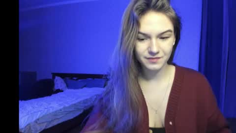 Luna online show from 12-01-25, 04:17