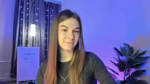 Luna online show from 02-04-26, 04:18