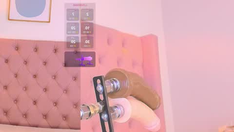 Snapshot of luna_monroe_ chatting on 03-09-26, 04:55 online show from 03-09-26, 04:55