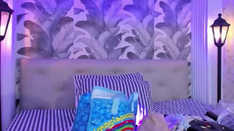 Luna Morgan online show from 10-19-25, 03:18