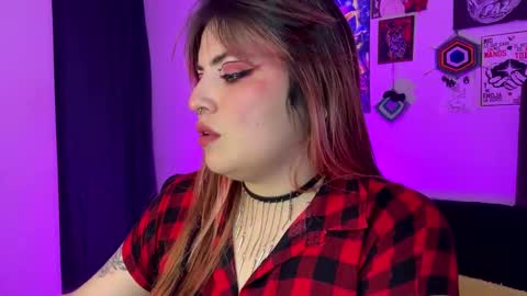 luna_rayy online show from 10-12-25, 05:39