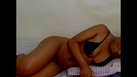 Luna online show from 09-24-25, 02:42