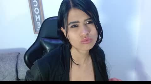 Snapshot of luna_starr69 chatting on 09-26-25, 08:35 luna_starr69 online show from 09-26-25, 08:35