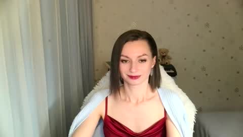 lunaa_bluee online show from 11-21-25, 08:18