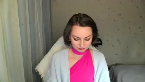 lunaa_bluee online show from 12-14-25, 11:20