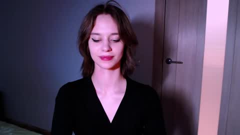 Luna online show from 01-14-25, 06:56