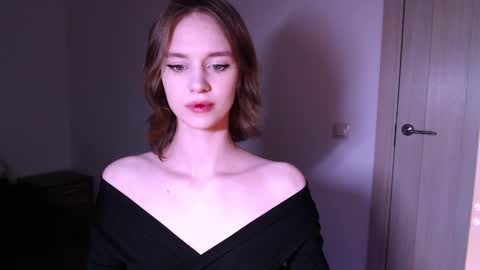 Luna online show from 01-20-25, 12:04