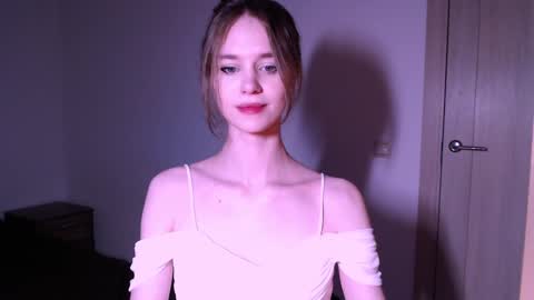 Luna online show from 02-07-25, 02:50