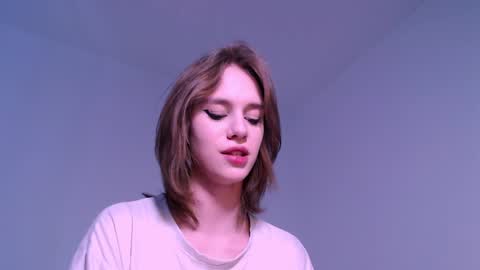 Luna online show from 02-14-25, 06:23
