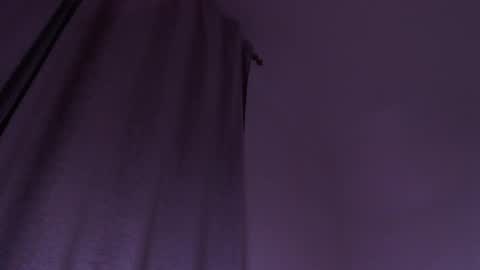 Luna online show from 02-16-25, 04:31