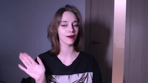 Luna online show from 03-12-25, 03:40