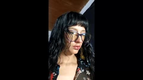 lunaaluneraa online show from 05-21-26, 01:56