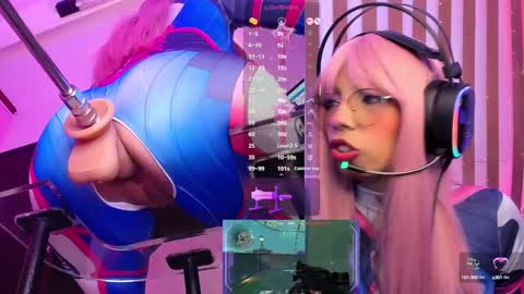 Luna online show from 10-02-25, 10:06