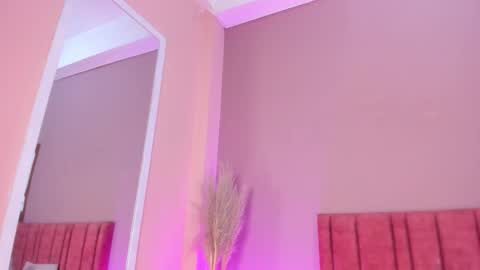 Snapshot of lunaaspen chatting on 02-17-26, 06:14 Luna Aspen online show from 02-17-26, 06:14