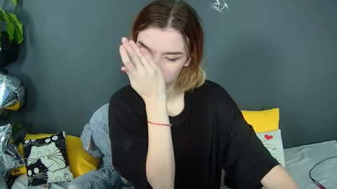 Snapshot of lunaastar_ chatting on 12-12-24, 10:24 lunaastar_ online show from 12-12-24, 10:24