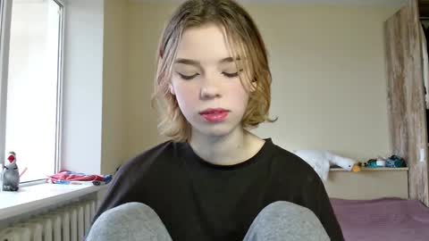 Snapshot of lunaastar_ chatting on 12-18-24, 10:30 lunaastar_ online show from 12-18-24, 10:30