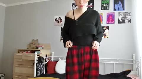 Snapshot of lunaastar_ chatting on 01-06-25, 08:24 lunaastar_ online show from 01-06-25, 08:24