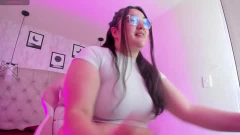 Snapshot of lunaberry_ chatting on 03-22-26, 07:06 Luna online show from 03-22-26, 07:06