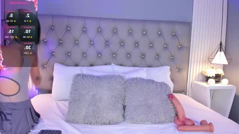 Luna  online show from 12-18-25, 05:19