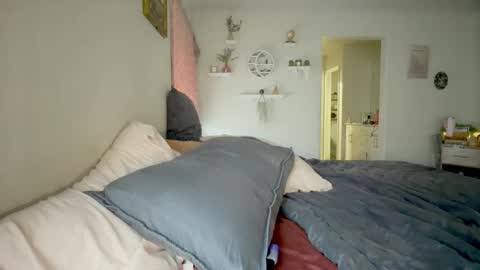 Luna Daddys Girl online show from 03-16-26, 08:24