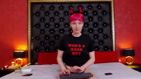 Luna Devil online show from 02-12-26, 08:48