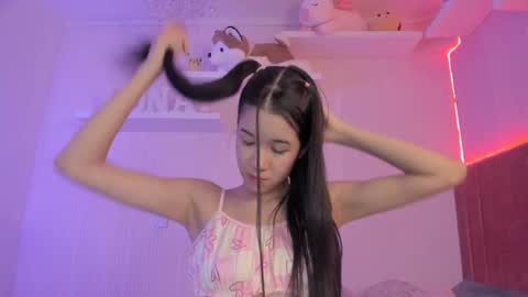 Luna Garcia online show from 09-15-25, 10:04