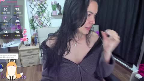 Luna online show from 01-31-25, 05:19