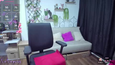 Luna online show from 02-13-25, 07:13