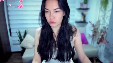 Luna online show from 10-06-25, 03:04