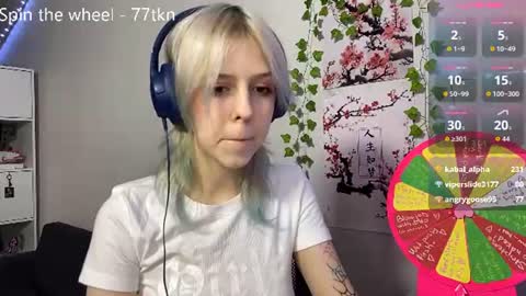 luna online show from 06-23-26, 10:08
