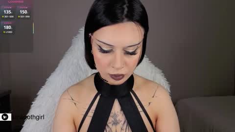 Snapshot of lunagothgirl chatting on 03-01-26, 04:36 Luna online show from 03-01-26, 04:36