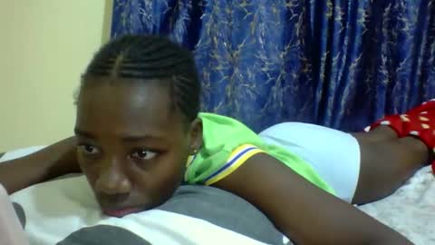 Snapshot of lunah_kitty chatting on 04-06-26, 04:46 lunah_kitty online show from 04-06-26, 04:46
