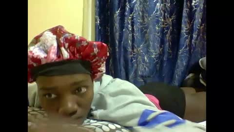Snapshot of lunah_kitty chatting on 05-04-26, 03:24 lunah_kitty online show from 05-04-26, 03:24