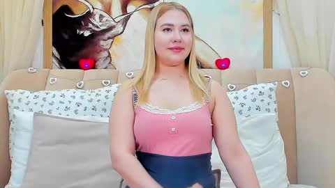 LunaHouston online show from 02-16-25, 04:10