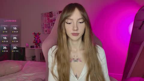 Luna online show from 10-06-25, 12:41