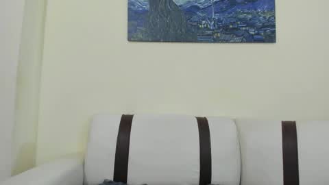 Luna online show from 09-21-25, 09:55