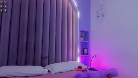 I M  L U N A  online show from 01-23-25, 02:55